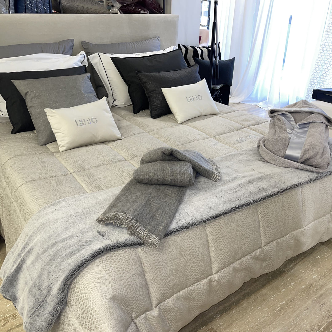 Piumone Liu Jo matrimoniale con motivo serpentato 265×270 – Grigio