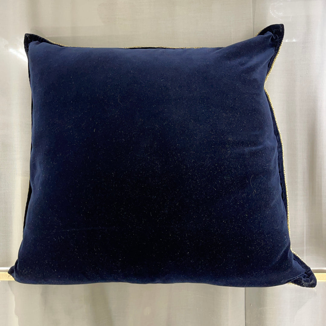 Artisan-made reversible velvet cushion 60×60