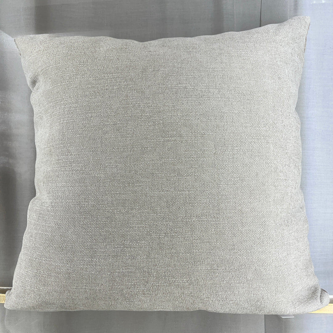 Textured shimmer-effect cushion 50×50