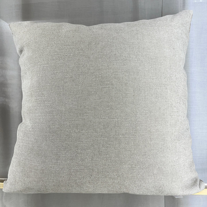 Textured shimmer-effect cushion 50×50