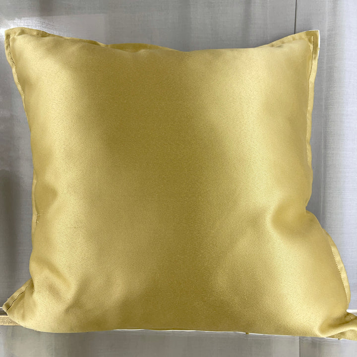 Coussin labyrinthe 50×50
