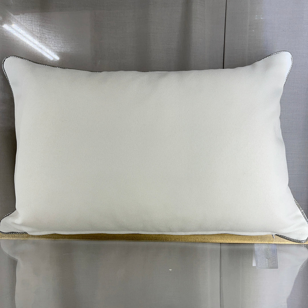 Cuscino con cordone argento 40×60 – Bianco