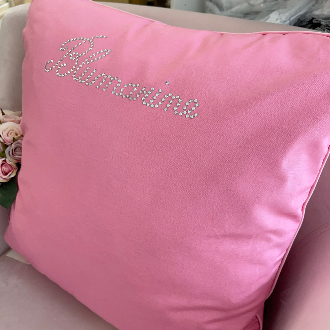 Cuscino satinato Blumarine con logo in strass 60×60