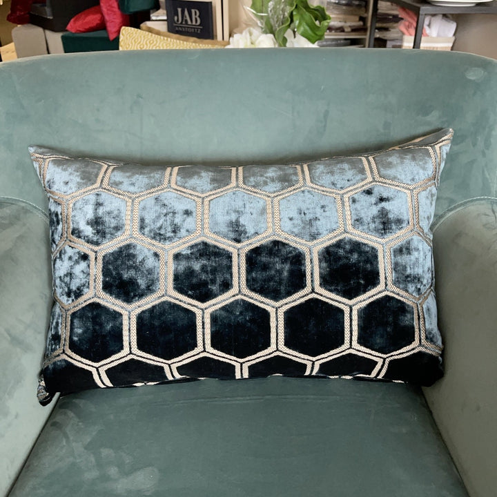 Hexagon-pattern cushion 60×40 – Midnight blue