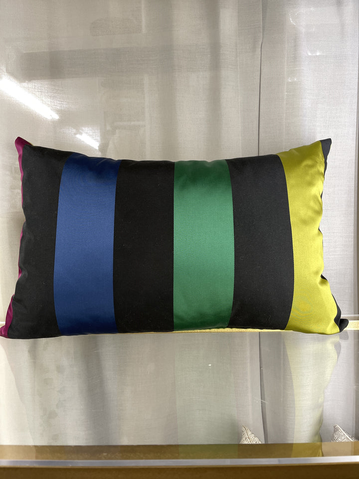 Gestreiftes Dekokissen 40×60