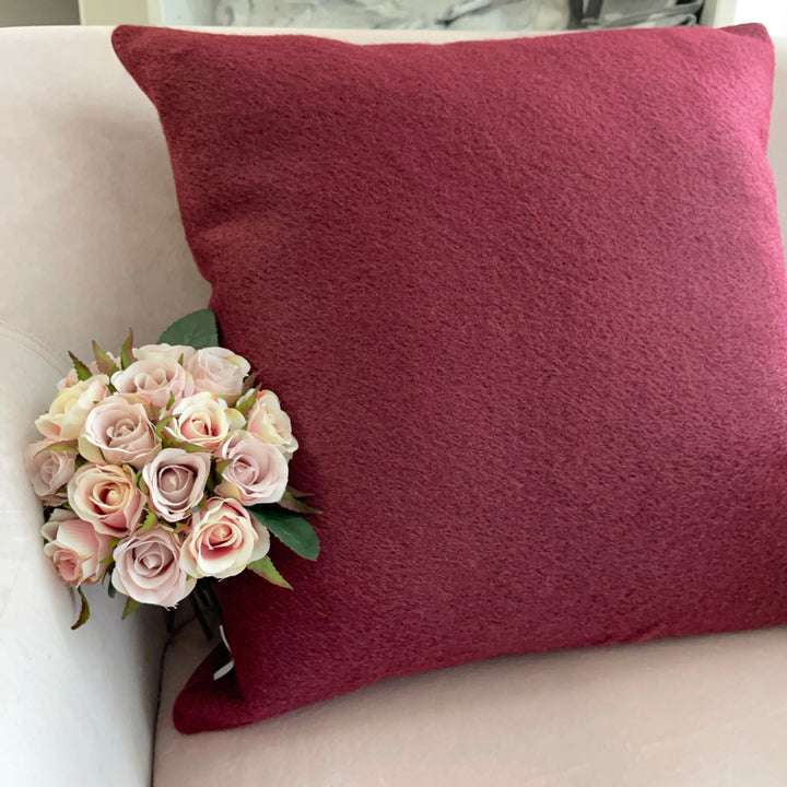 Großes Dekokissen aus Samt 50×50 – Rosa